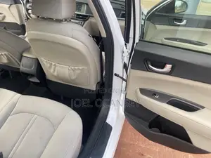Kia Optima LX 2018 White