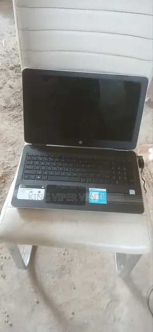 Laptop HP Pavilion 15 8GB Intel Core i5 HDD 1T