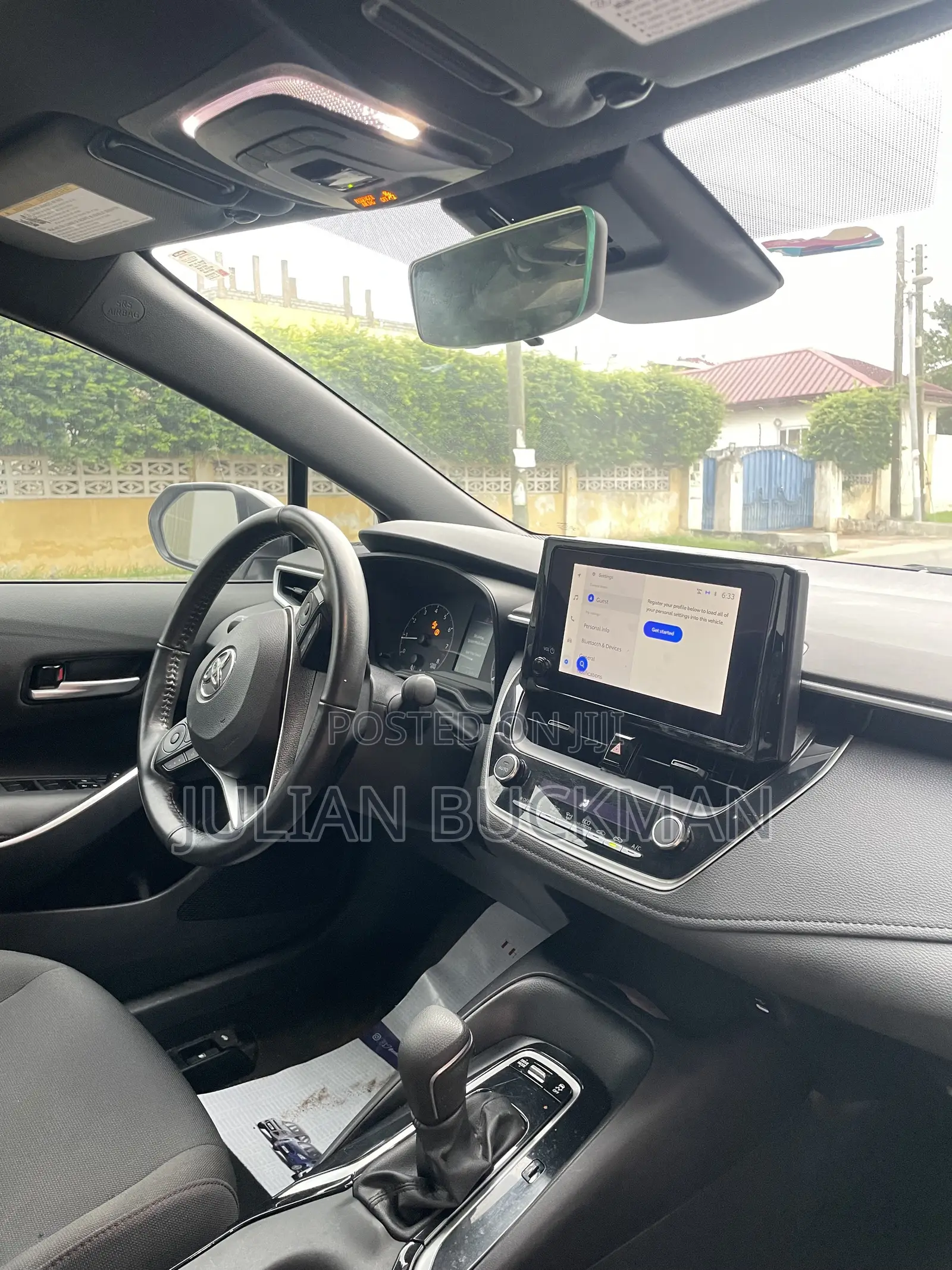 Toyota Corolla SE 2023 White