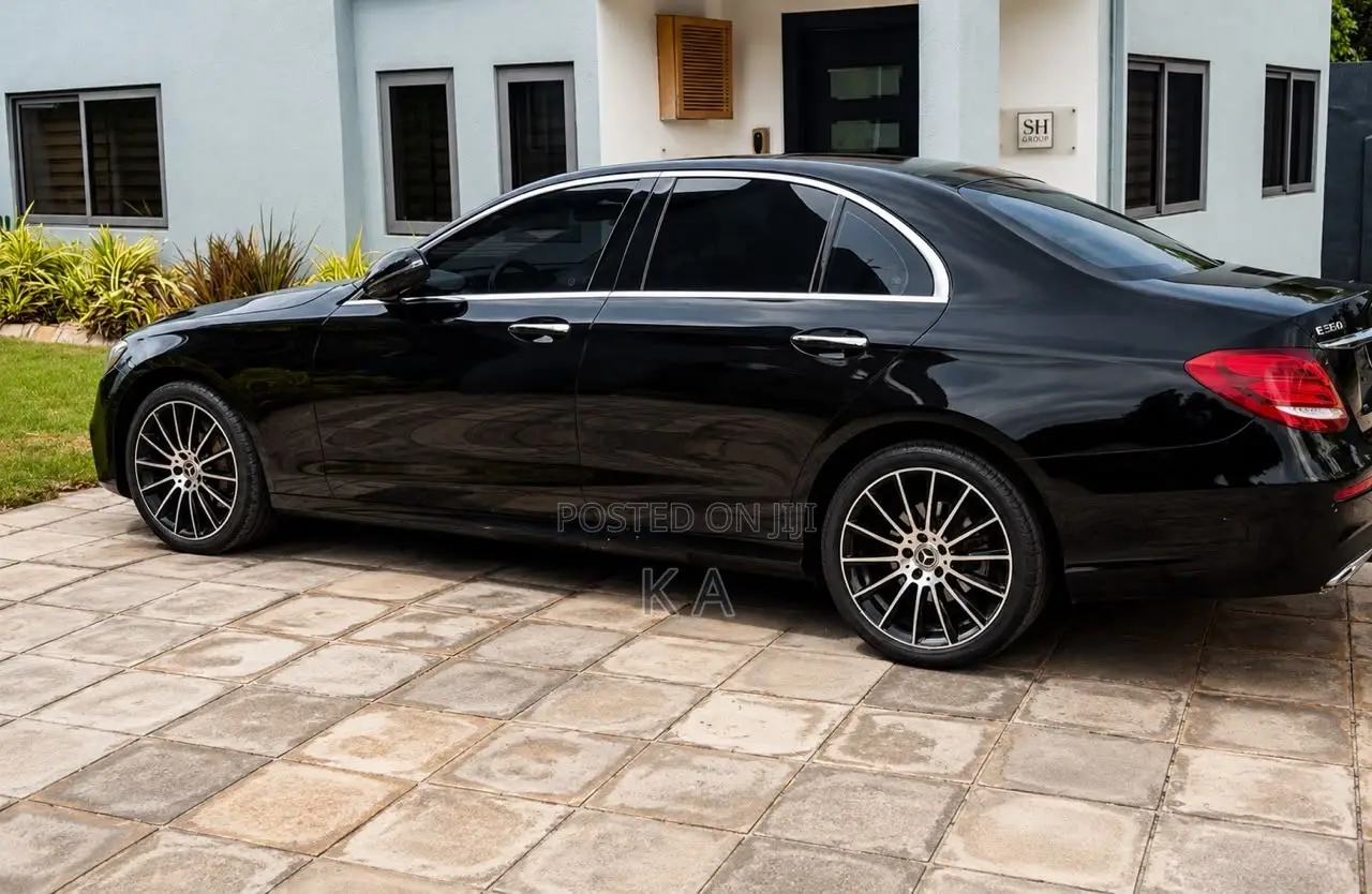 Mercedes-Benz E350 2020 Black