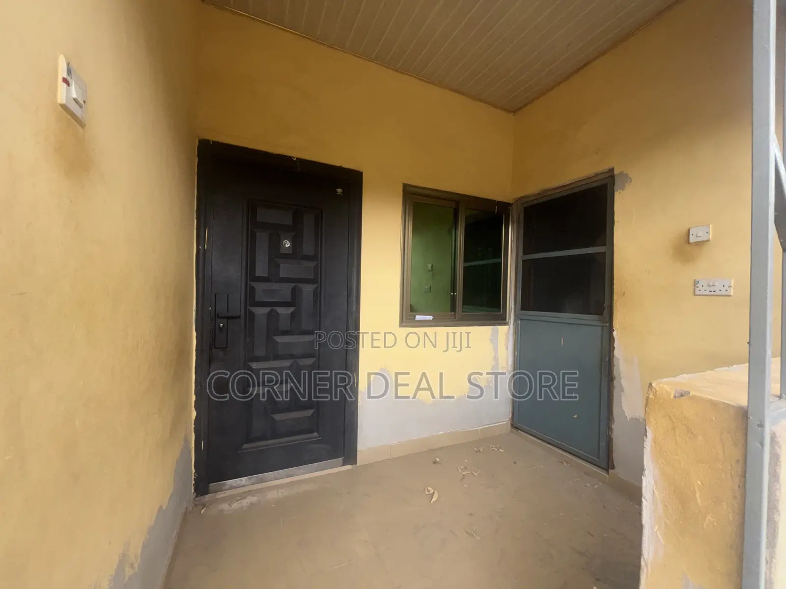 1bdrm Apartment in Danfa for rent