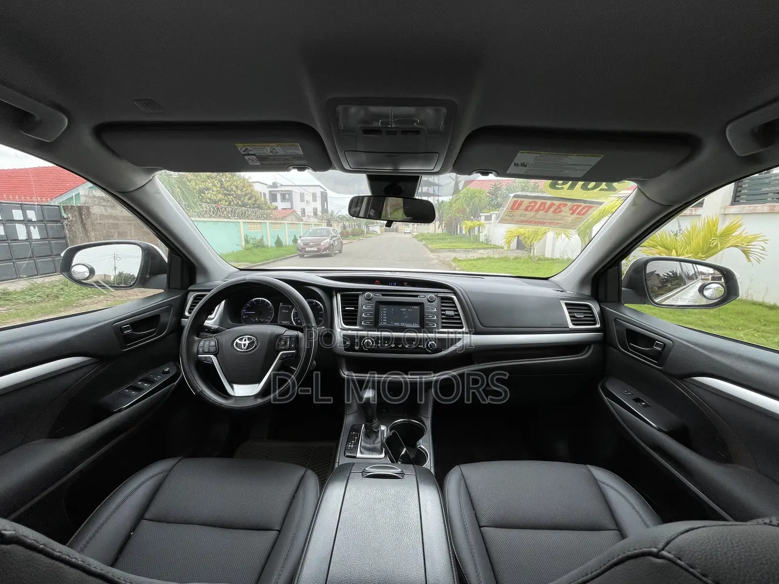 Toyota Highlander LE 4x2 (2.7L 4cyl 6A) 2018 White