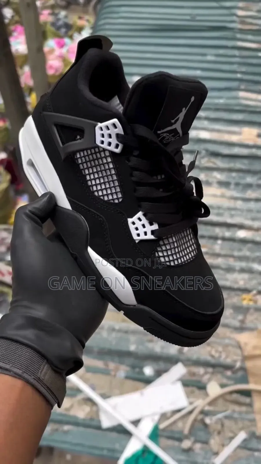 Air Jordan 4 Retro "White Thunder"