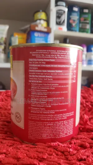 Novi Conserviamola Tradizione Finely Chopped Tomatoes