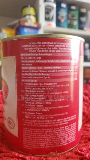Novi Conserviamola Tradizione Finely Chopped Tomatoes