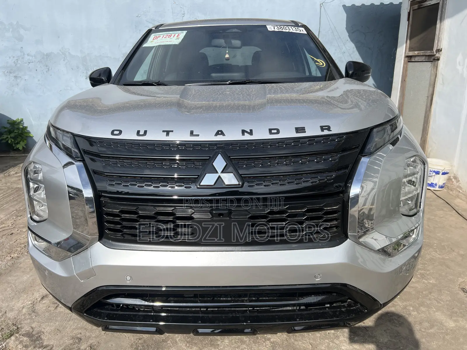 Mitsubishi Outlander SE 2022 Silver