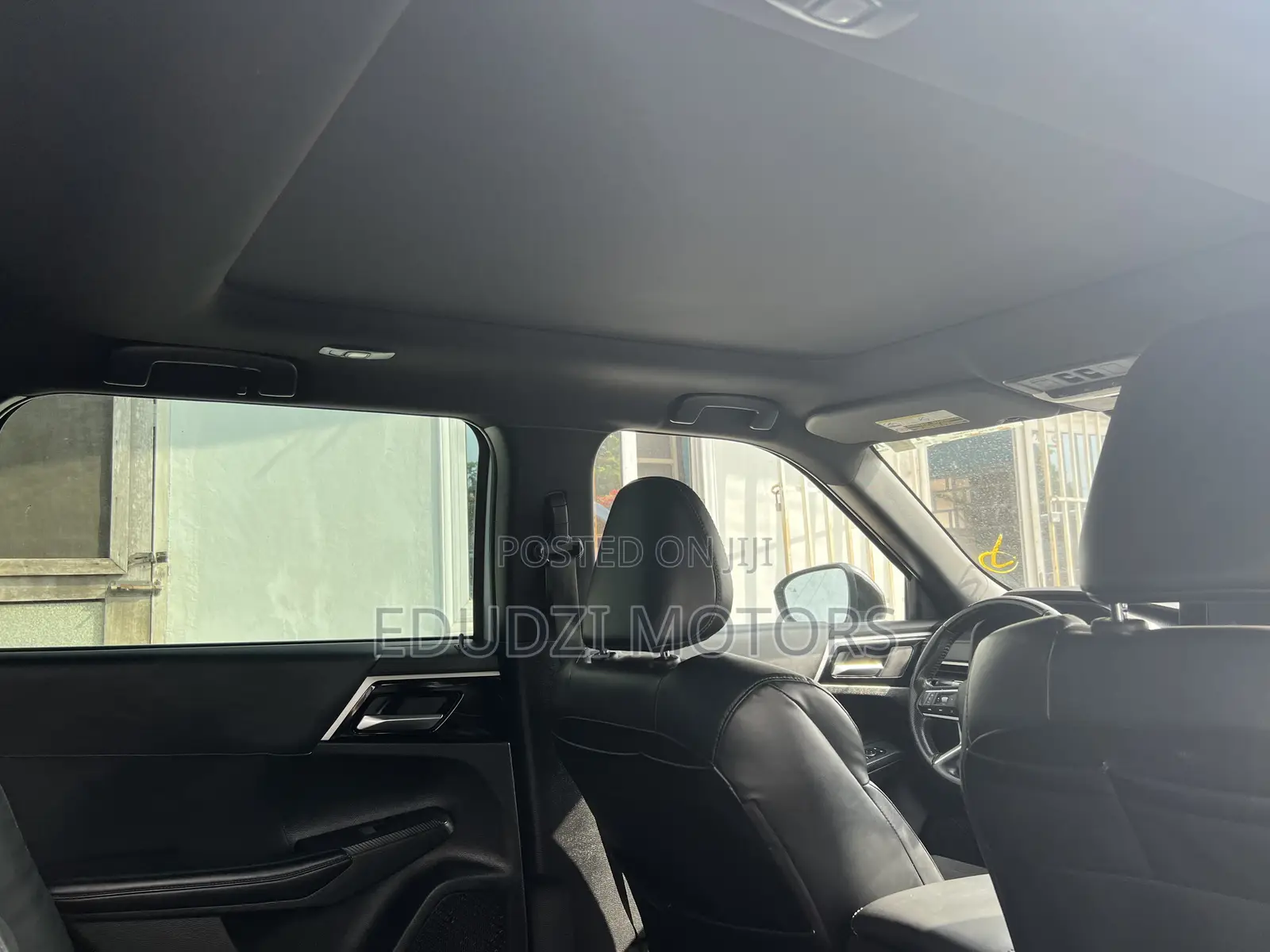 Mitsubishi Outlander SE 2022 Silver