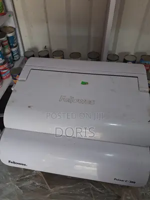 Fellowes Pulsare 300 Perforator