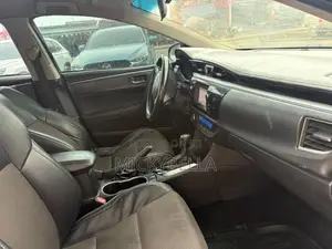 Toyota Corolla 2016 Gray