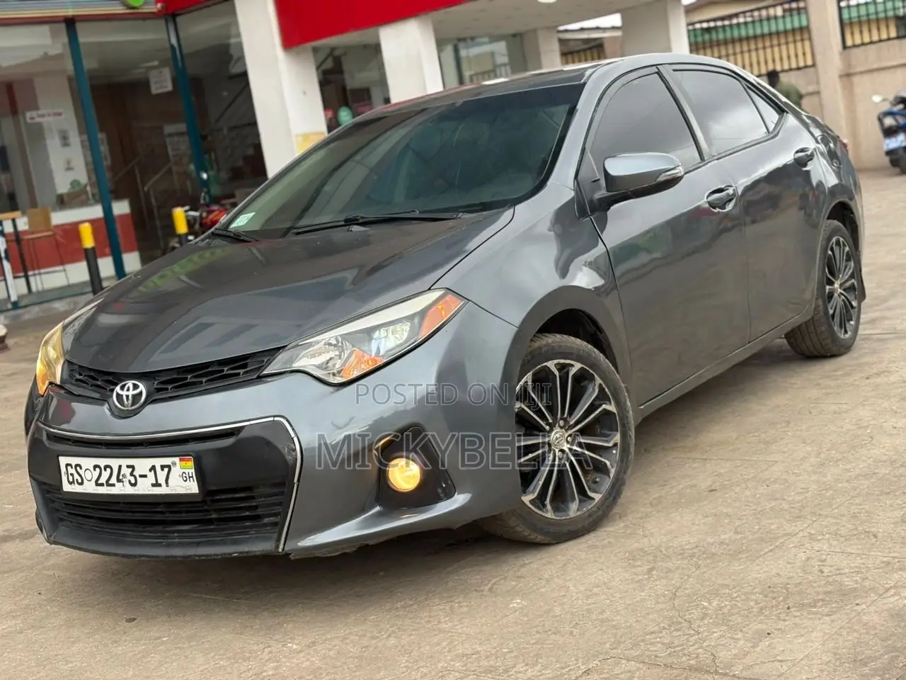 Toyota Corolla 2016 Gray