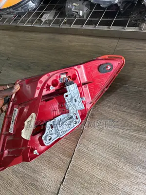 W204 C250 Tail Lights