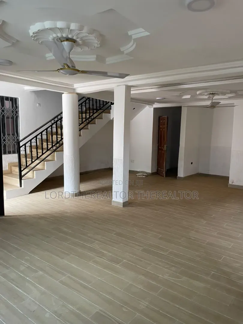 3bdrm Duplex in Pokuase for rent