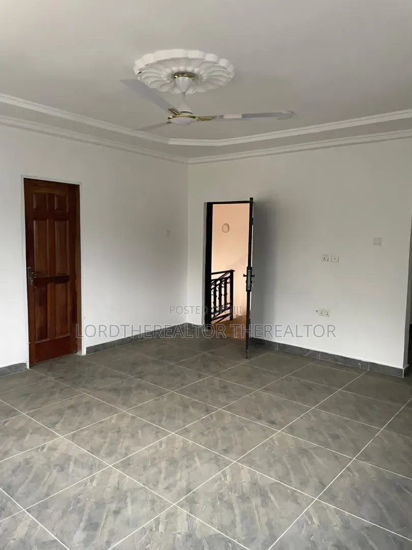 3bdrm Duplex in Pokuase for rent