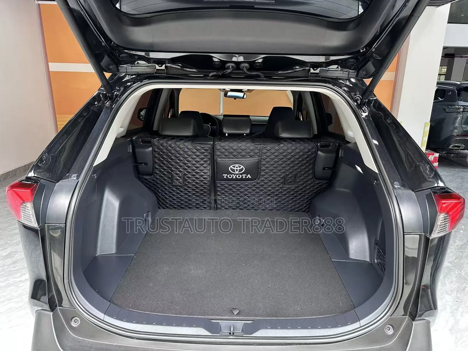 Toyota RAV4 2023 Black