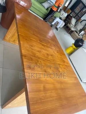 Teakwood Dining Table for 6 Seaters