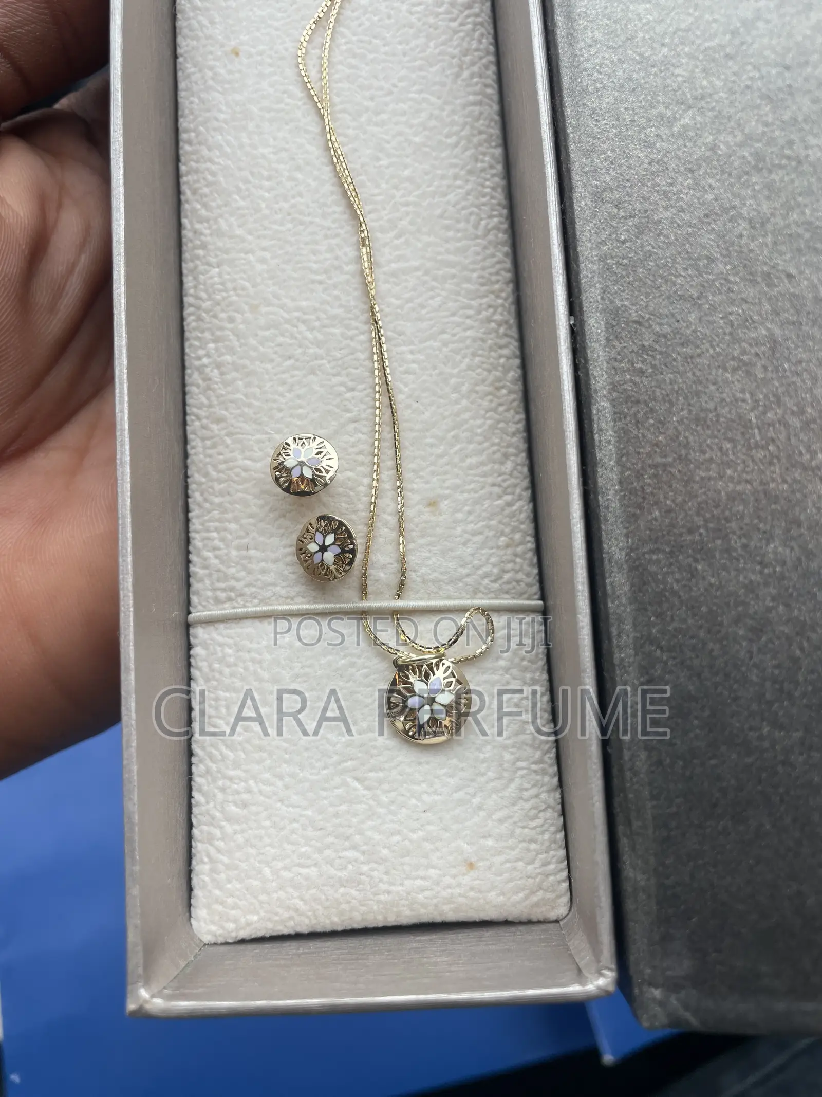 Necklace Pure Gold