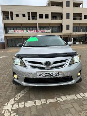 Toyota Corolla S 4dr Sedan (1.8L 4cyl 4A) 2013 Silver