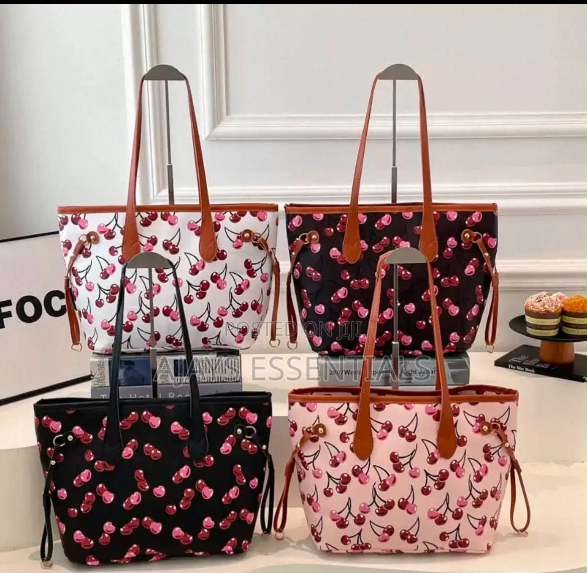 Classy Women’s Tote Bags