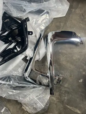 Mitsubishi Outlander 2016 2017 2018 Front Bumper Chrome