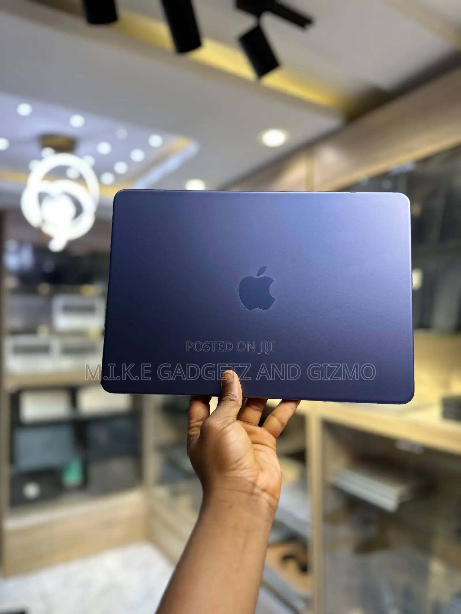 Laptop Apple MacBook Neo 2026 8GB SSD 512GB