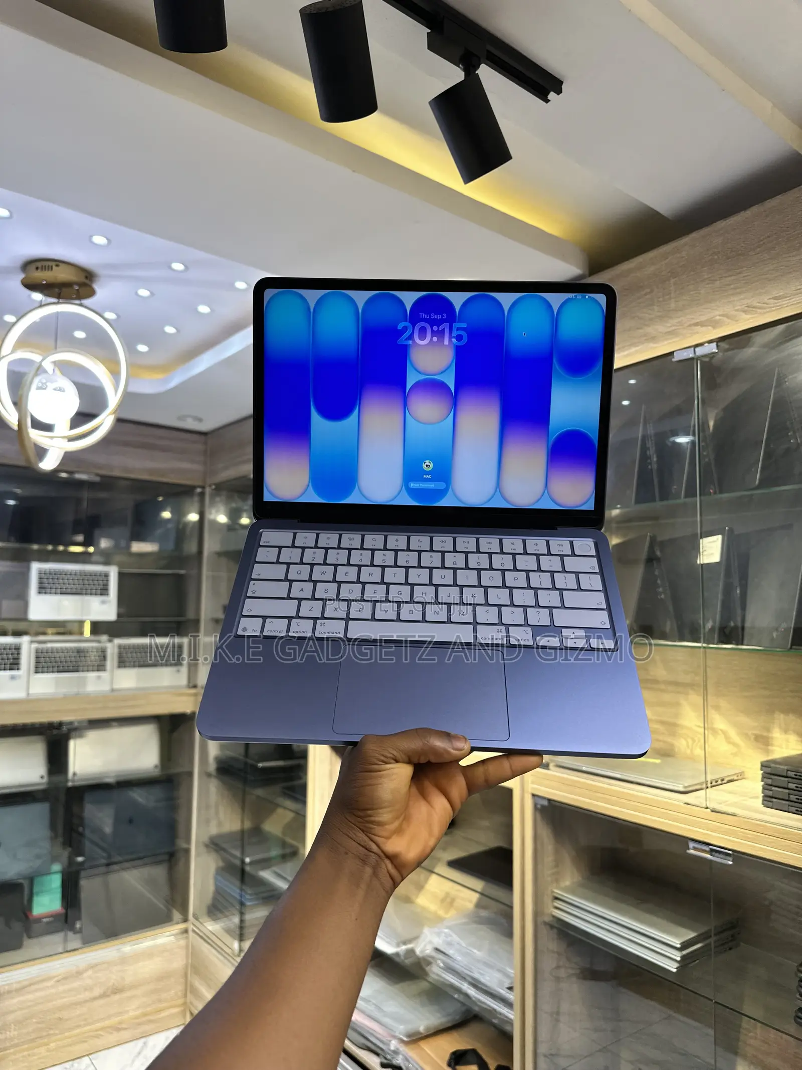 Laptop Apple MacBook Neo 2026 8GB SSD 512GB