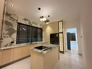 4bdrm Duplex in West Trassaco, Ability for sale