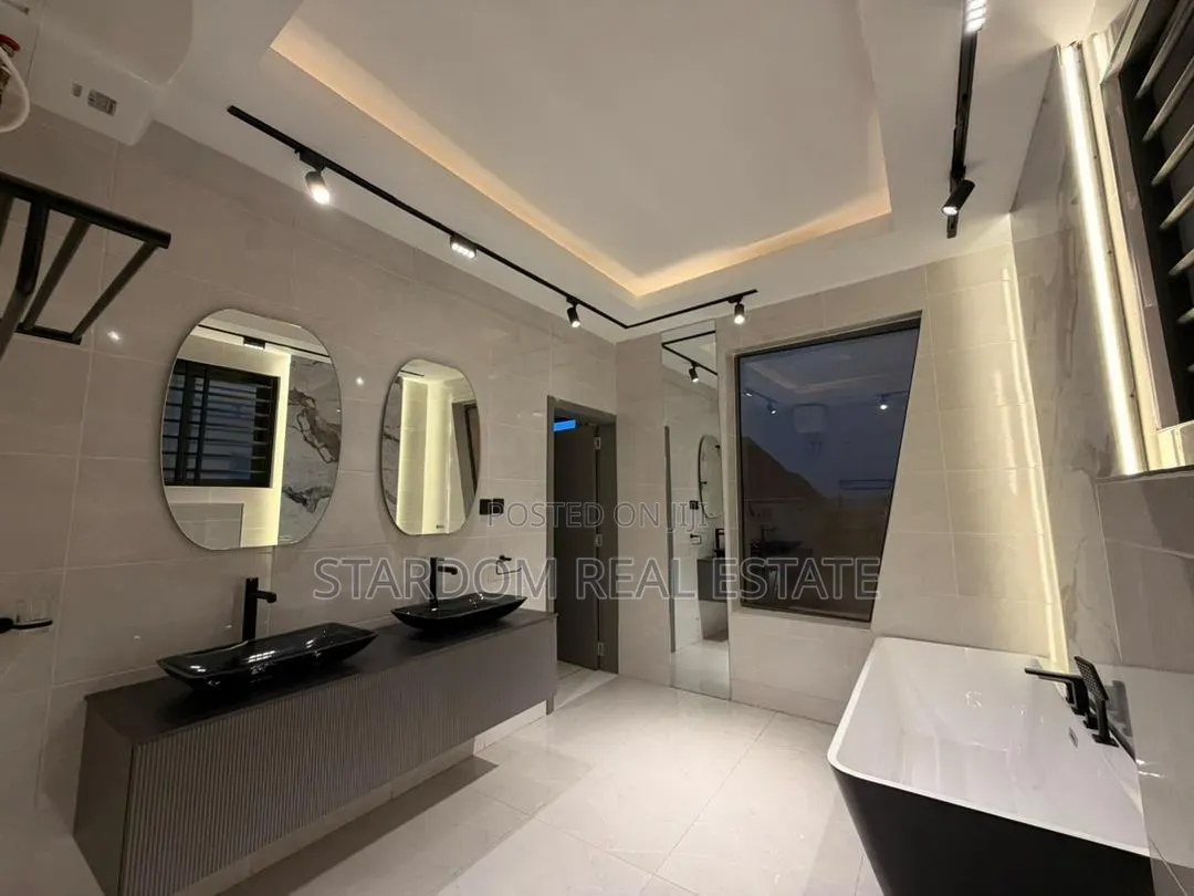 4bdrm Duplex in West Trassaco, Ability for sale