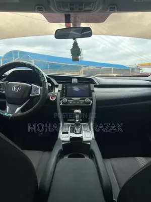 Honda Civic 2018 Green