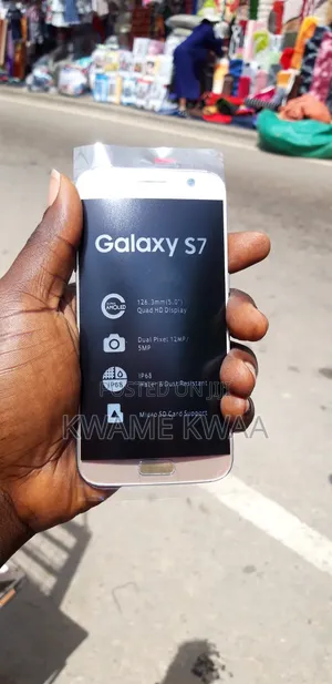 New Samsung Galaxy S7 32 GB Gold