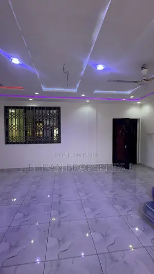 3bdrm Apartment in Gyenyasi, Kumasi Metropolitan for rent