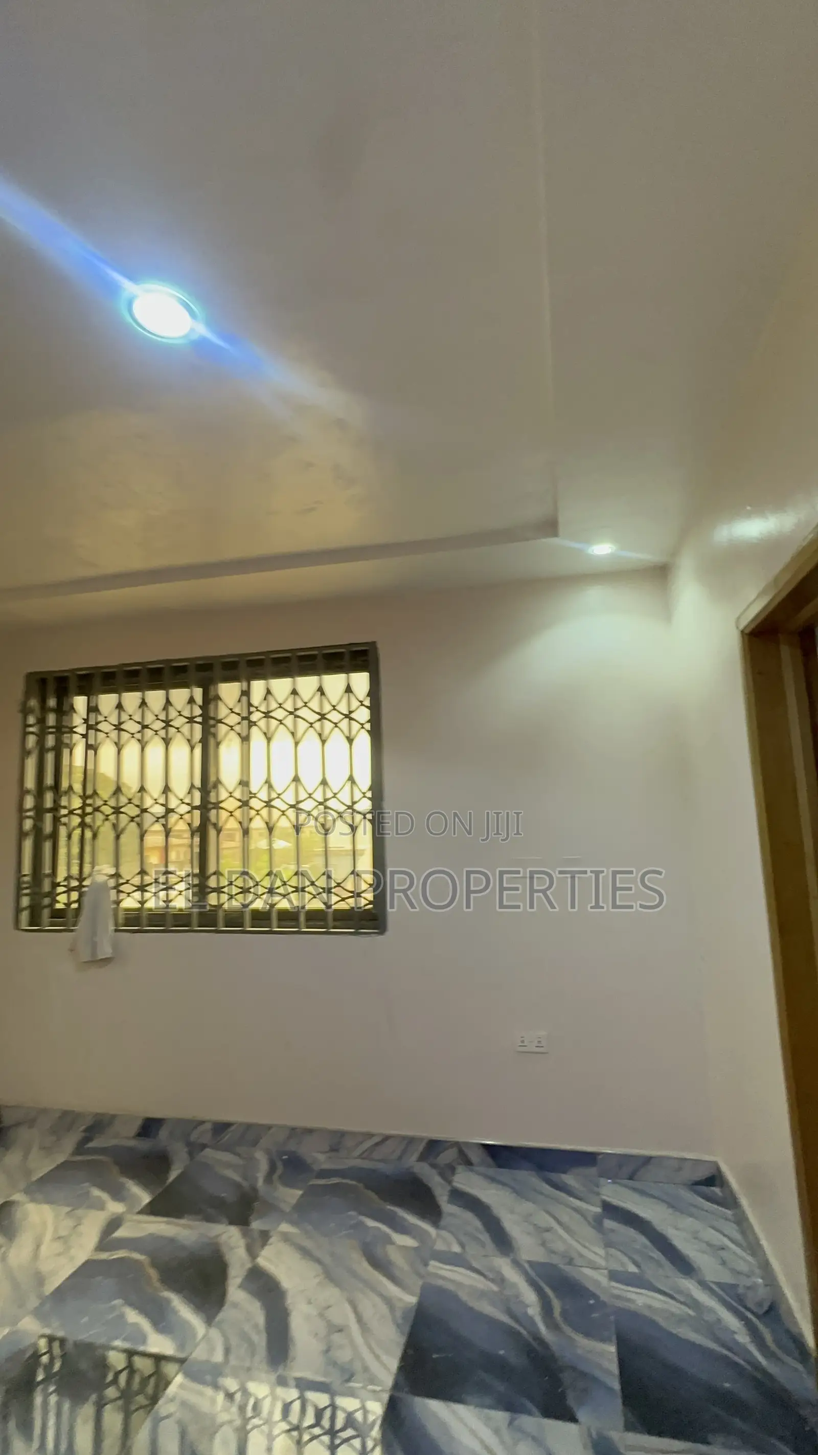 3bdrm Apartment in Gyenyasi, Kumasi Metropolitan for rent
