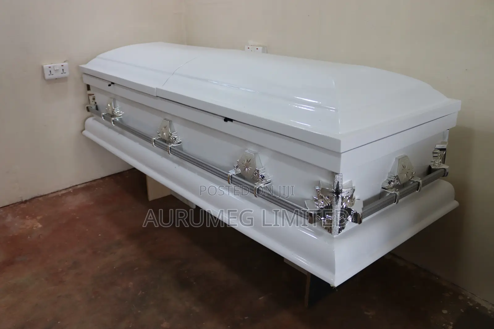 Affordable Premium Casket – Starting From GH₵5,000 | Accra
