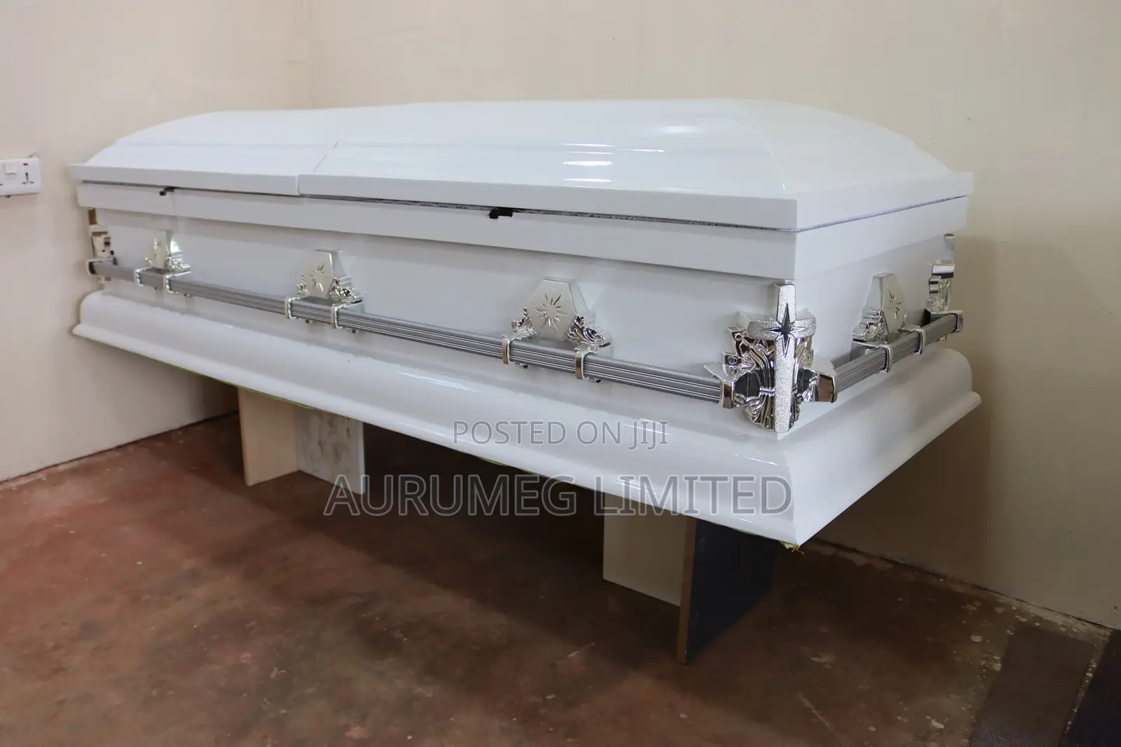 Affordable Premium Casket – Starting From GH₵5,000 | Accra