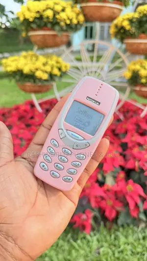Nokia 3310 Pink