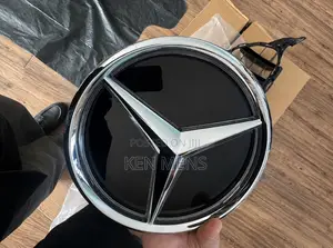 2018 Mercedes Benz C300 Crown