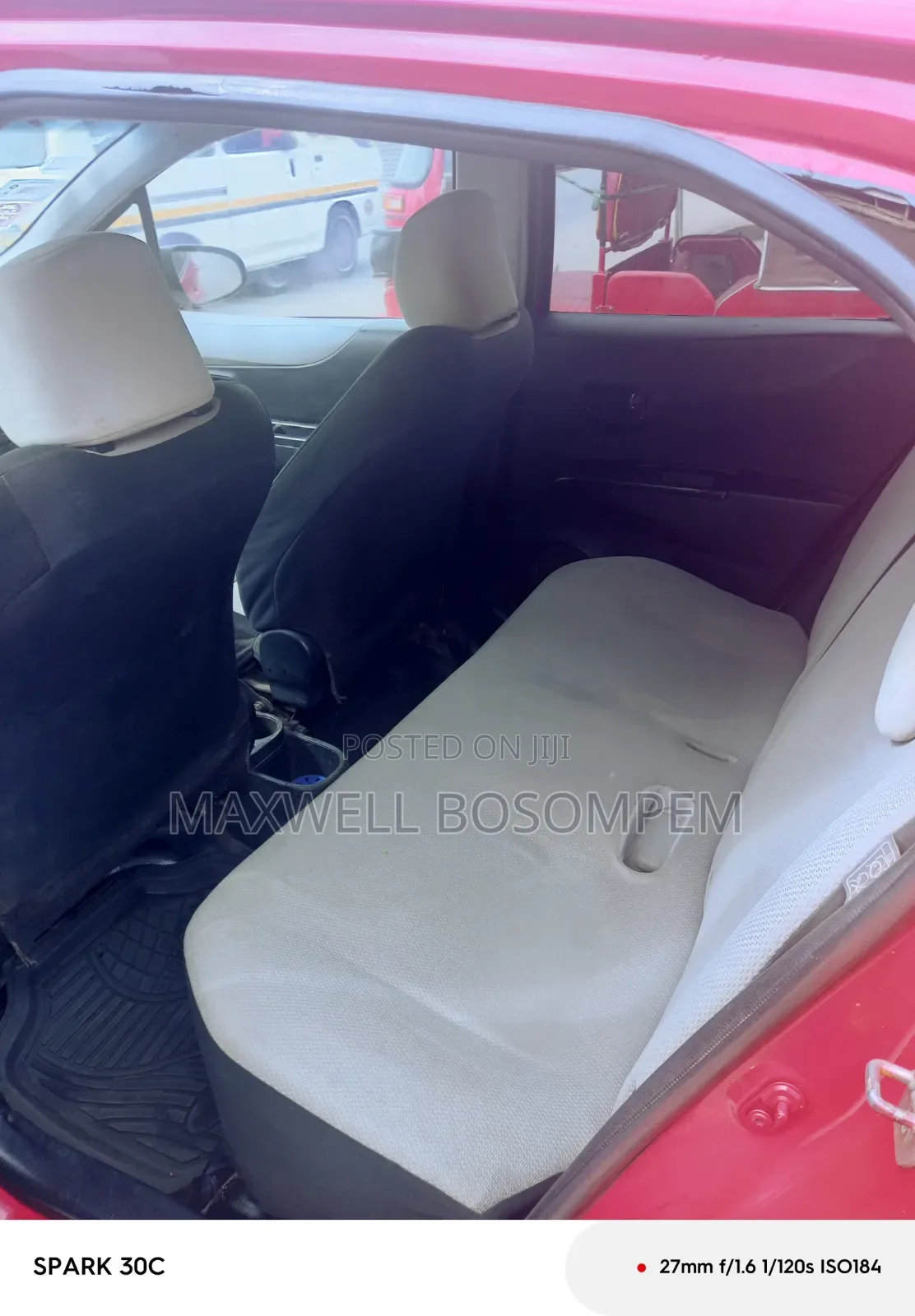 Toyota Vitz 2012 Red