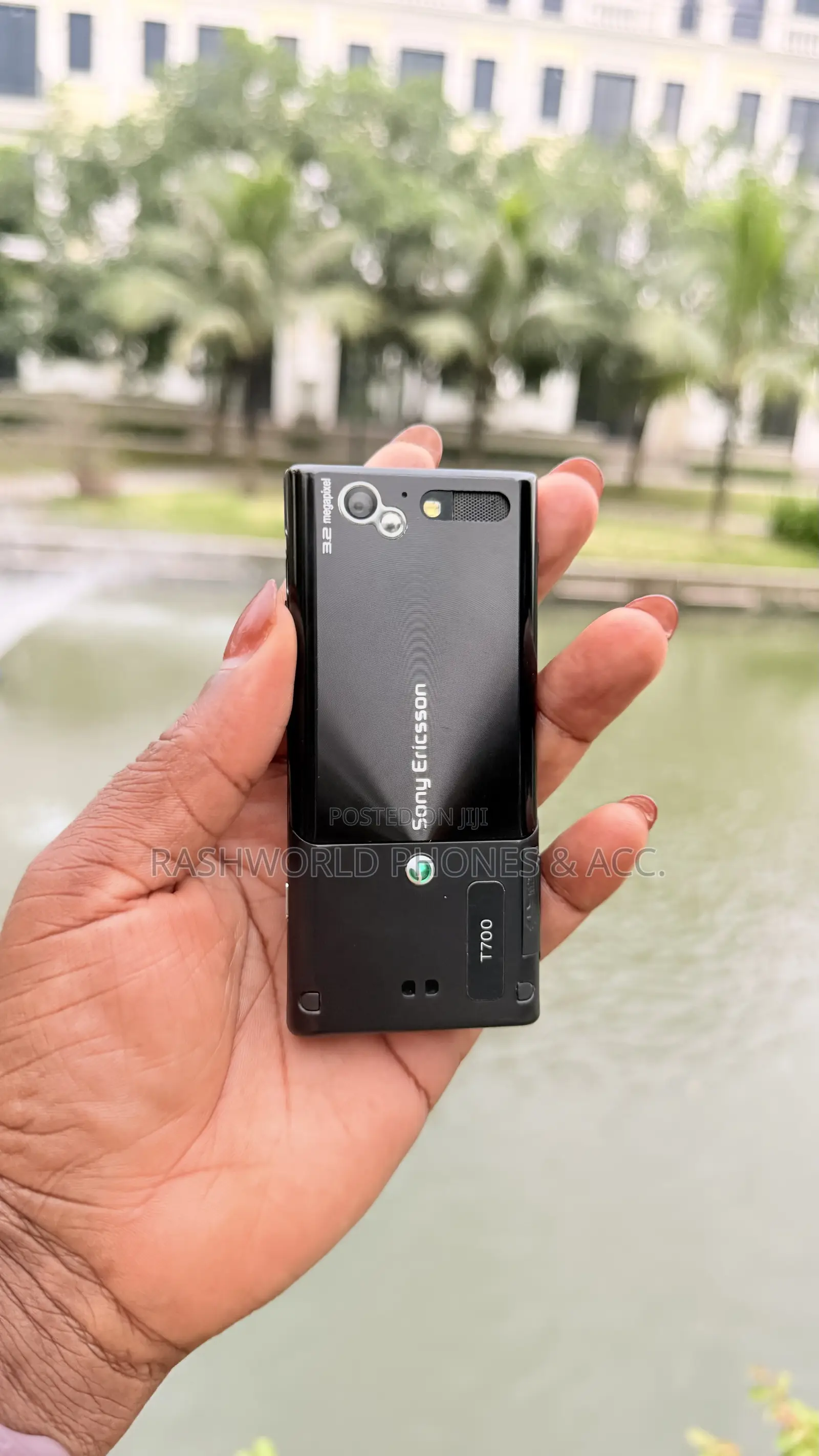 Sony Ericsson T700 Black