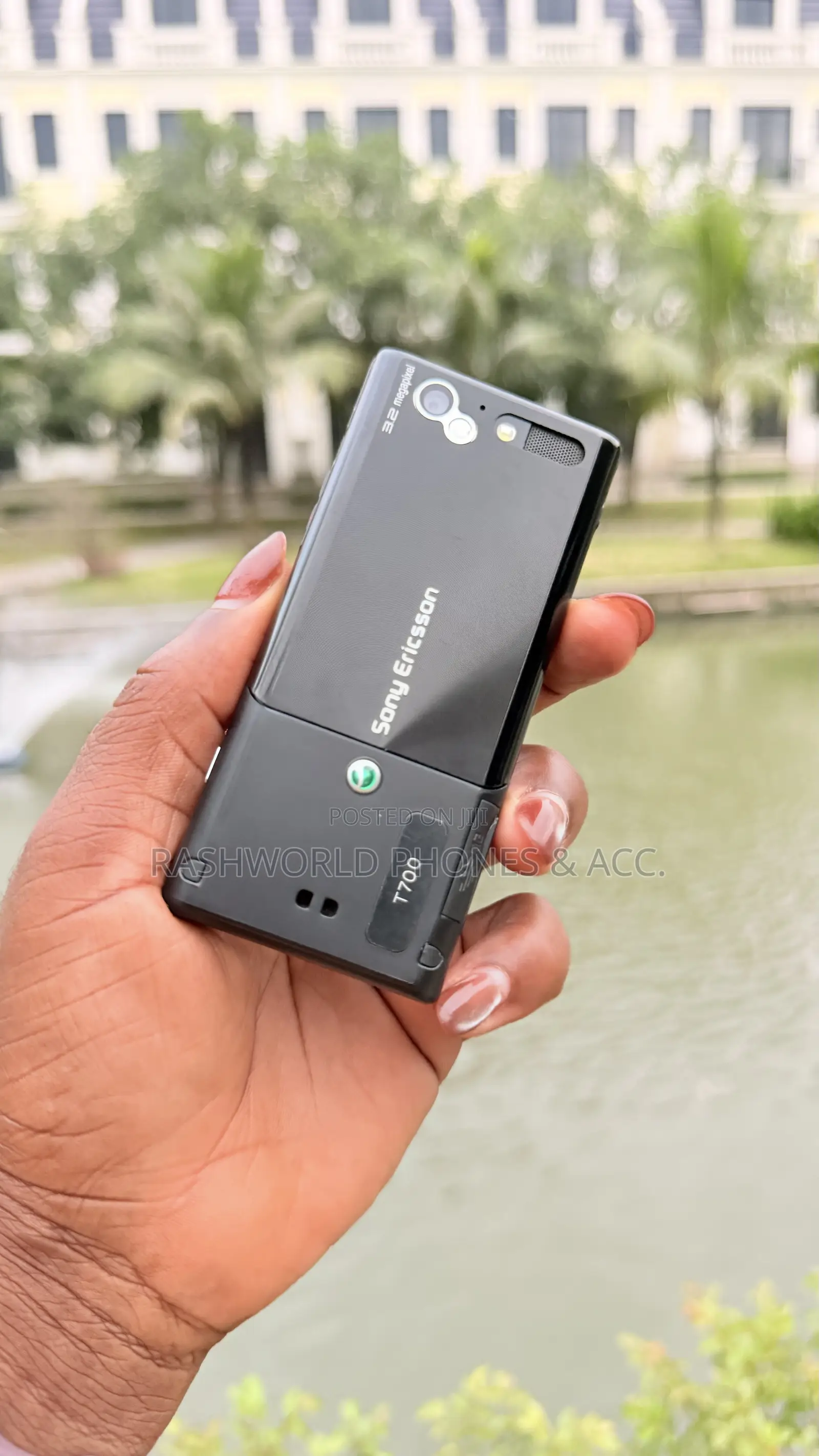 Sony Ericsson T700 Black