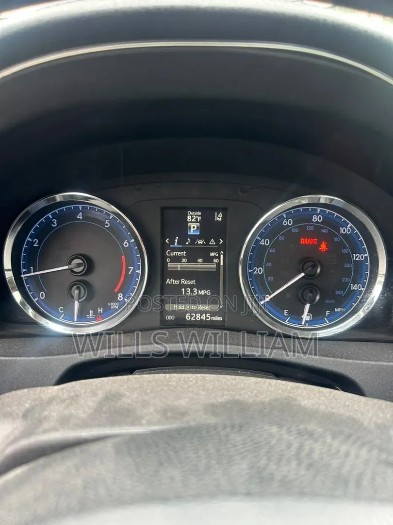 Toyota Corolla 2018 Gray