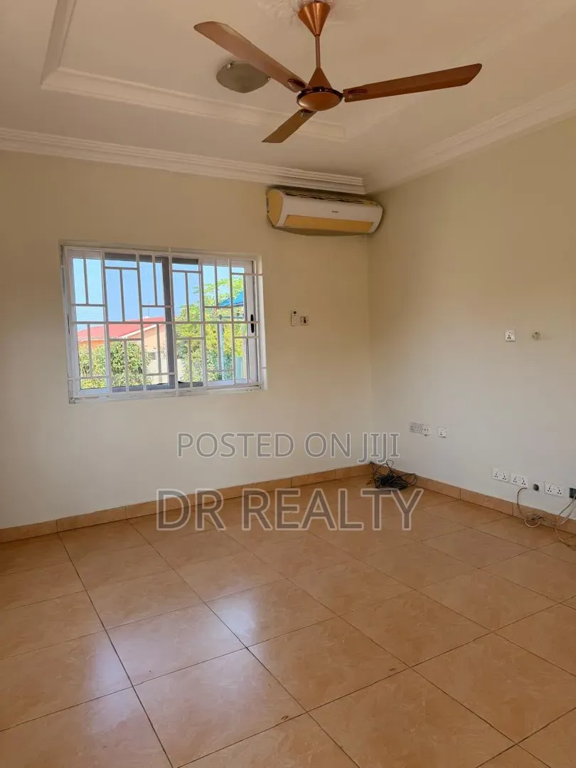 3bdrm House in Devtraco, Community 25 for rent