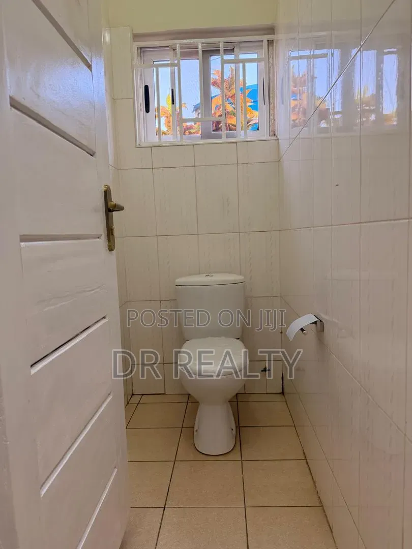 3bdrm House in Devtraco, Community 25 for rent