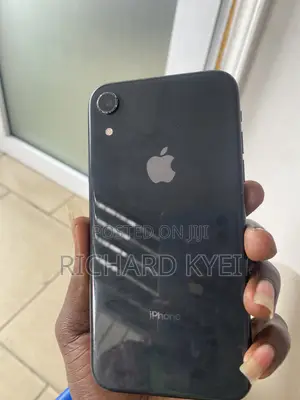 Apple iPhone XR 64 GB Black