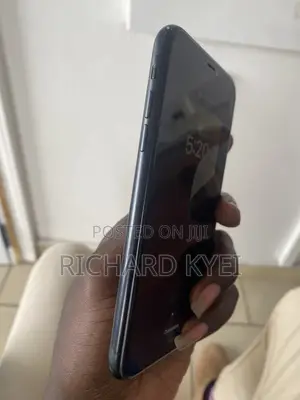 Apple iPhone XR 64 GB Black