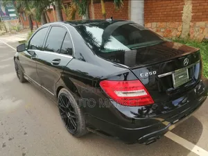 Mercedes-Benz C250 2014 Black
