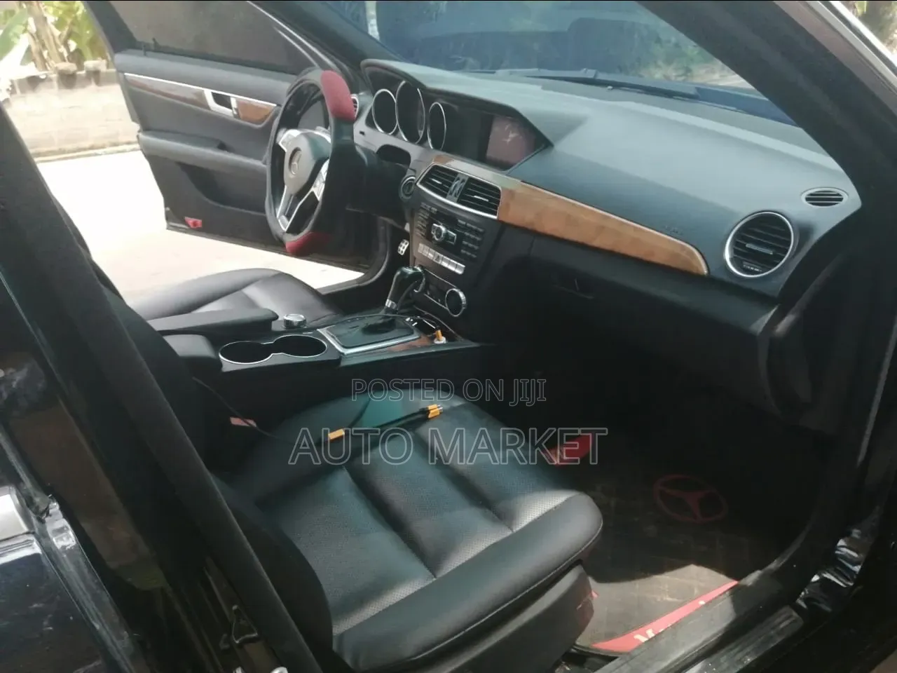 Mercedes-Benz C250 2014 Black