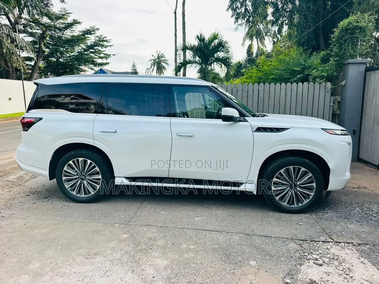 Infiniti QX80 PURE 4WD 2026 White
