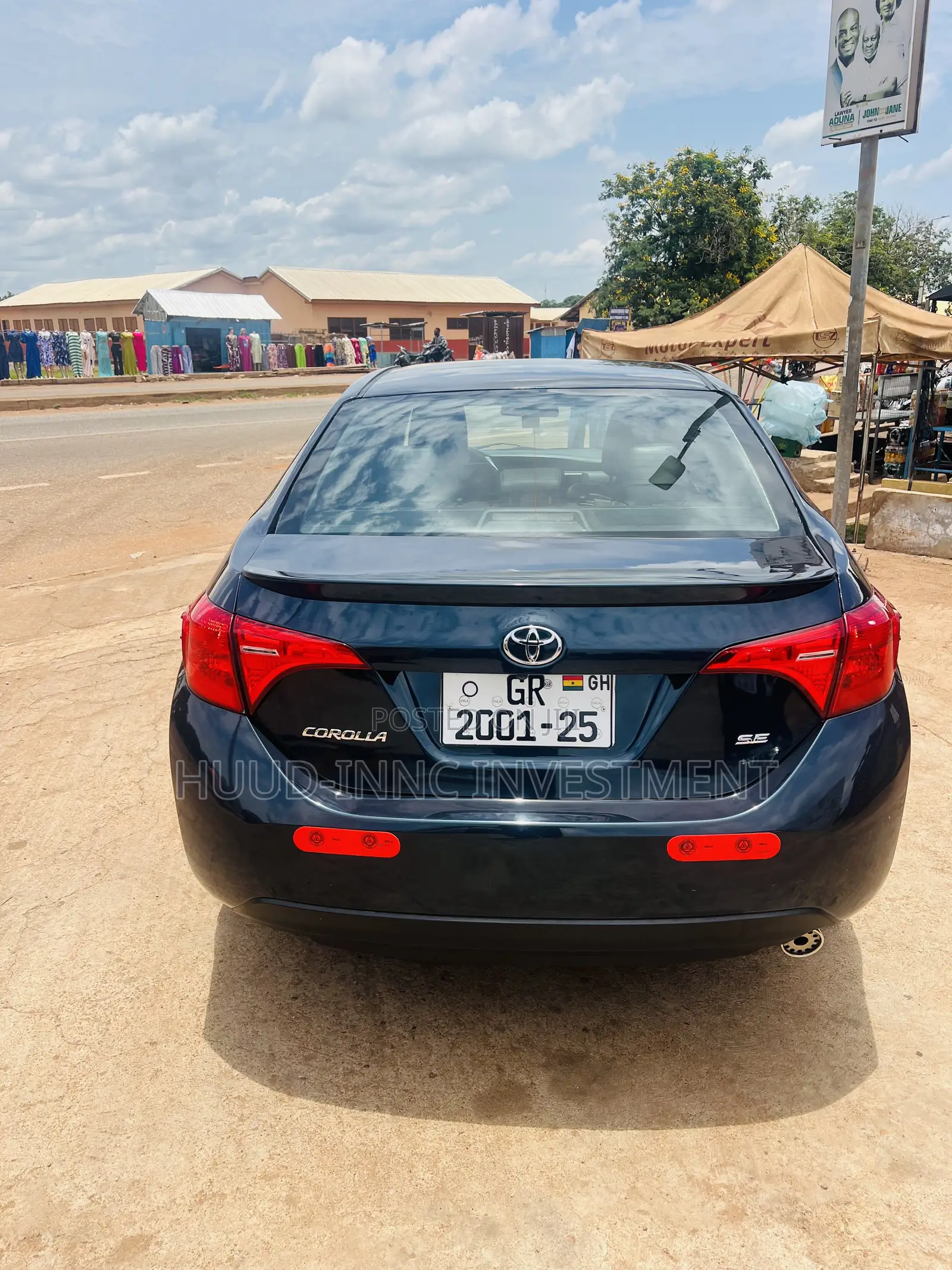 Toyota Corolla SE (1.8L 4cyl 6M) 2018 Blue