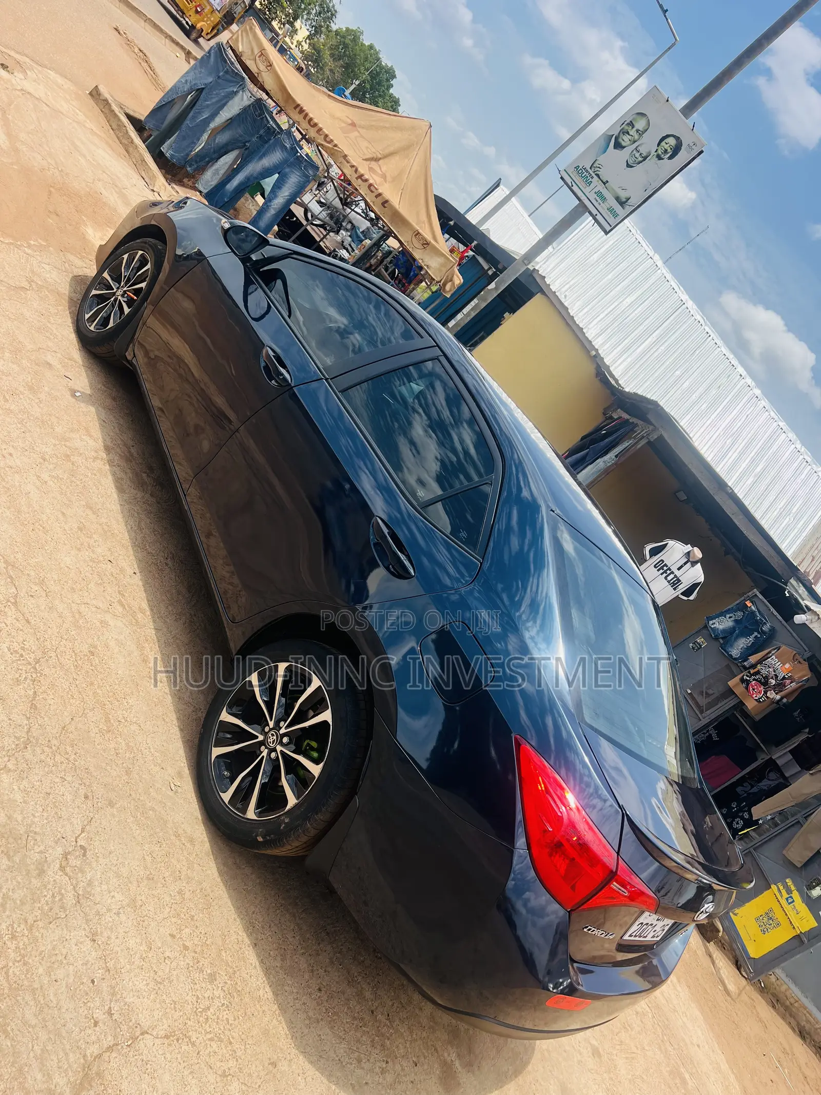 Toyota Corolla SE (1.8L 4cyl 6M) 2018 Blue