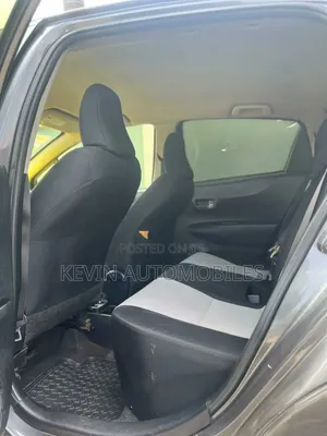 Toyota Yaris 2013 Gray