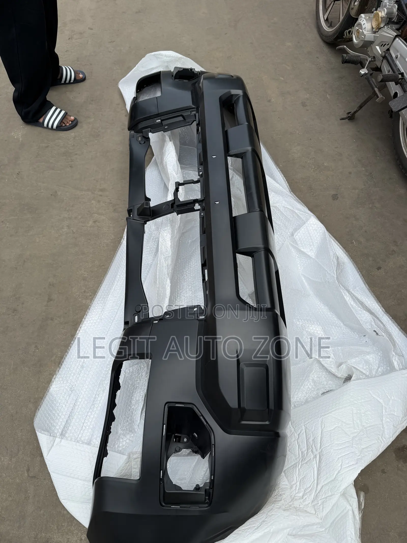Mitsubishi L200 2022,2023,2024,2025, Front Bumper Available